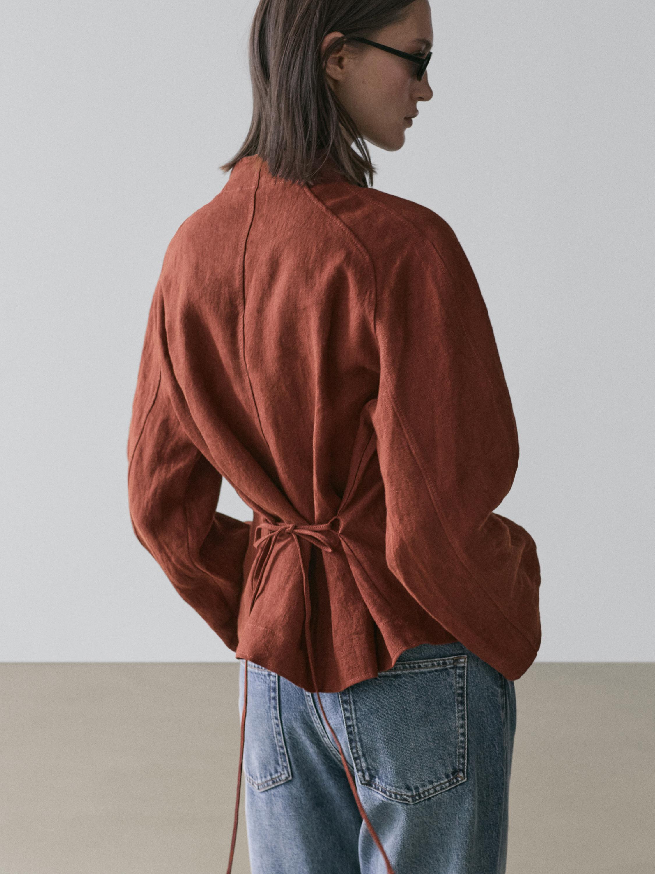 100% linen kimono with buttons and tie detail